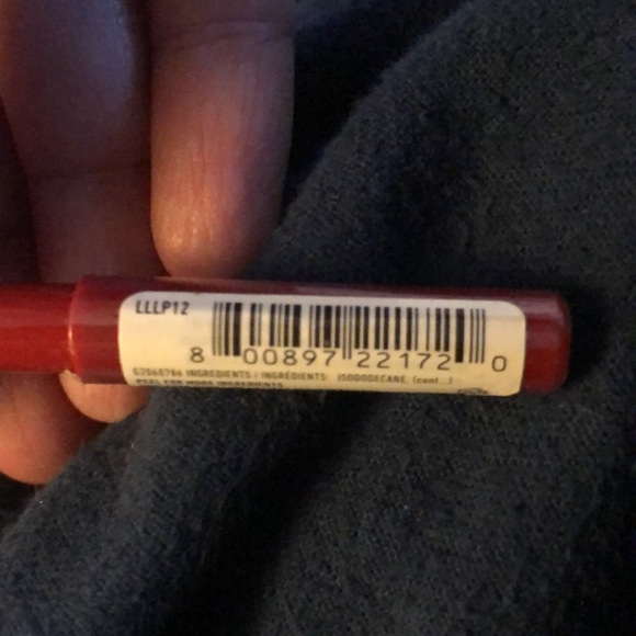 NYX LINE LOUD LIP PENCIL in On A Mission - Picture 6 of 6